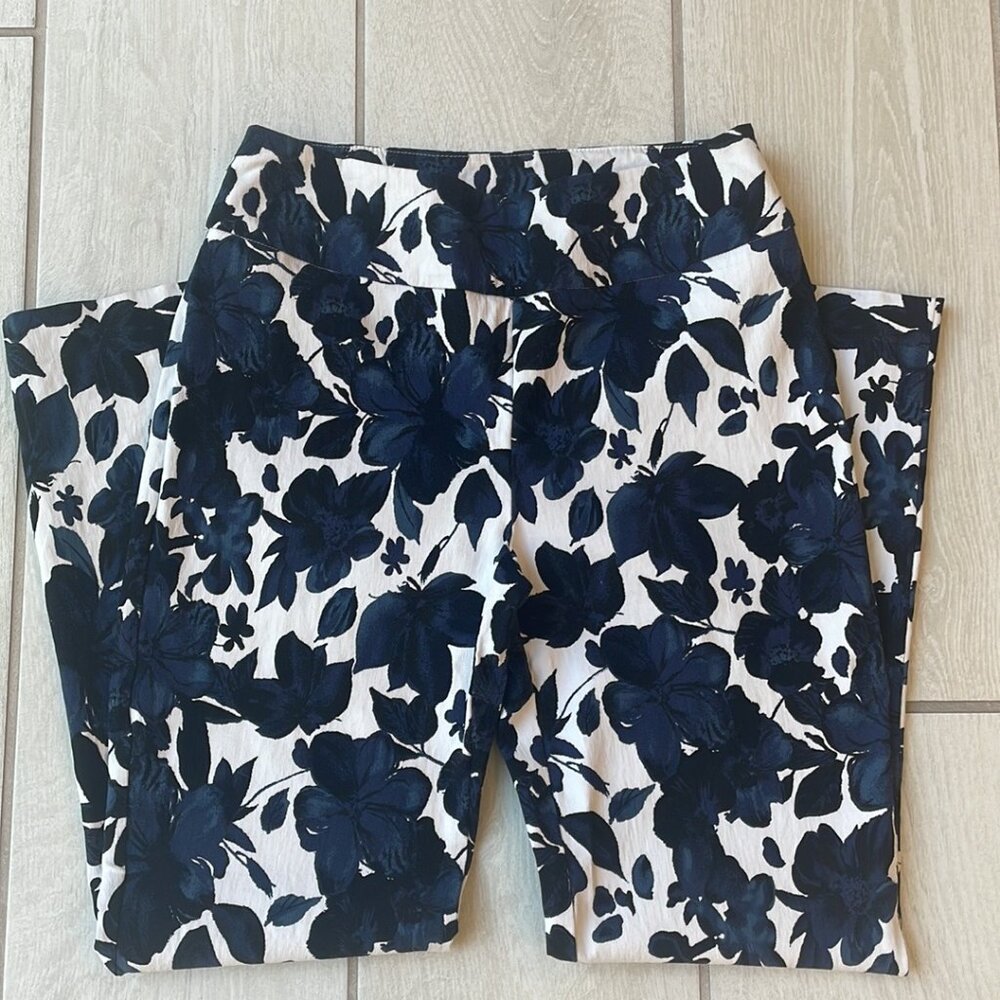 Double Take Petites  Size S Stretch Top in Navy Blue with Ribbon Neckline - Picture 10 of 10